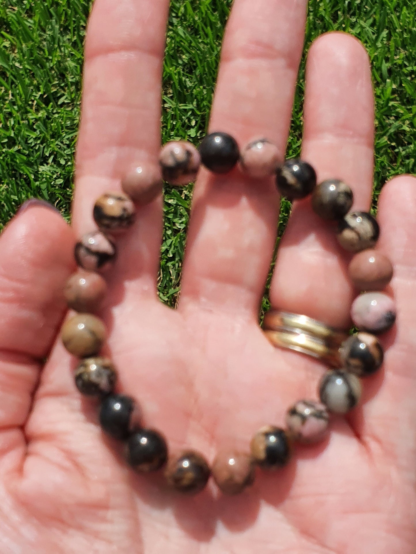 Rhodonite 8mm bead bracelet