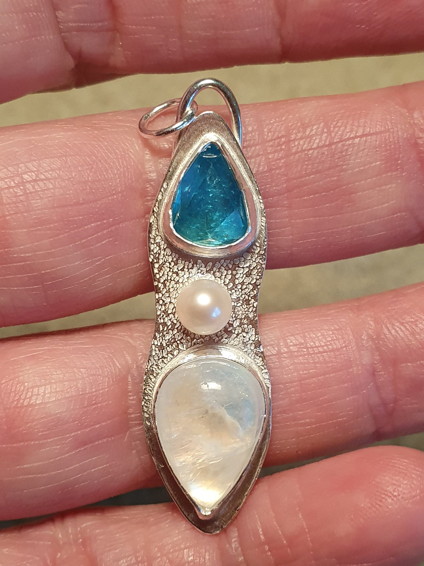 Blue Apatite, moonstone & pearl
