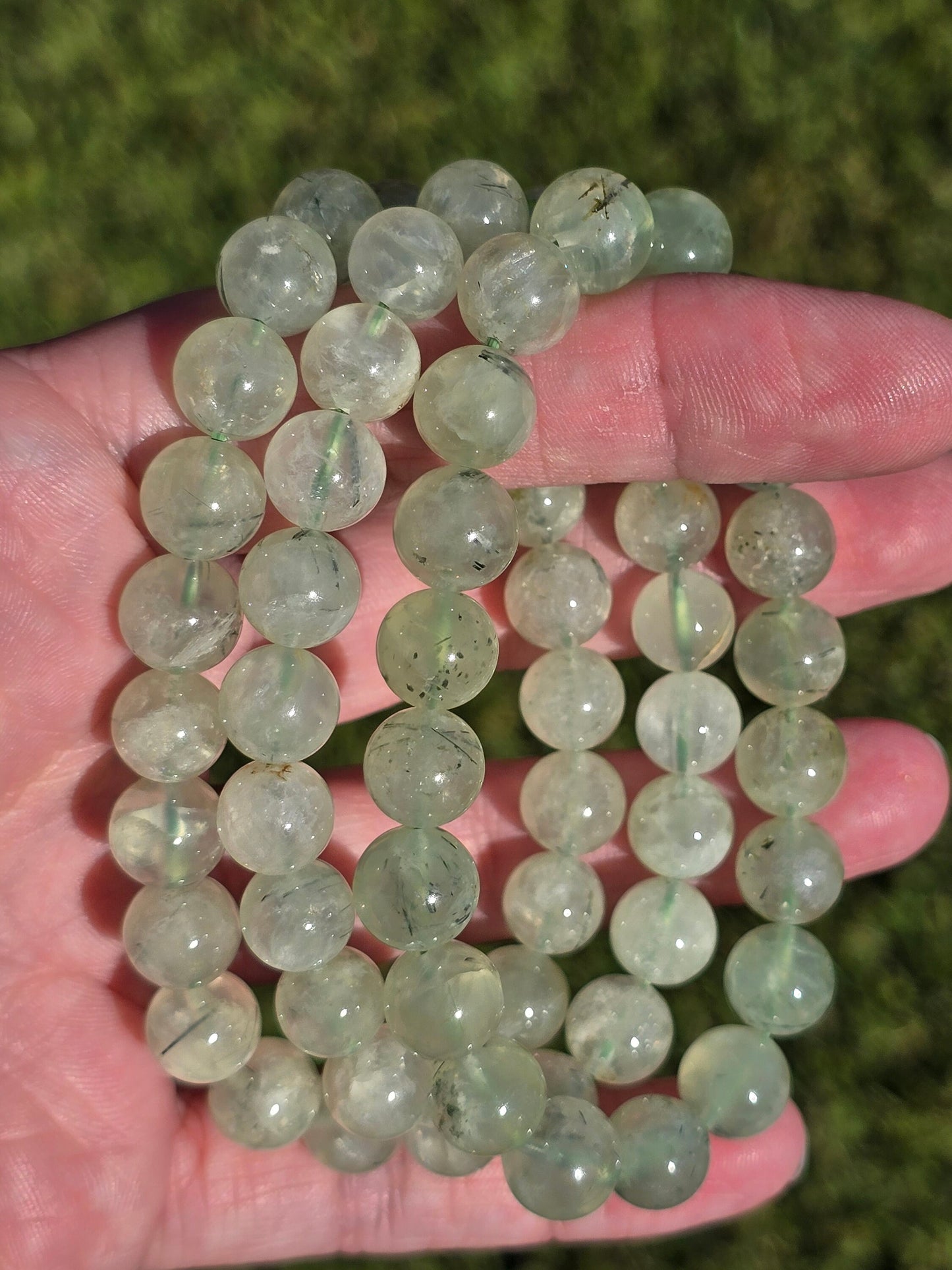 Prehnite (light) 9-10mm bracelet