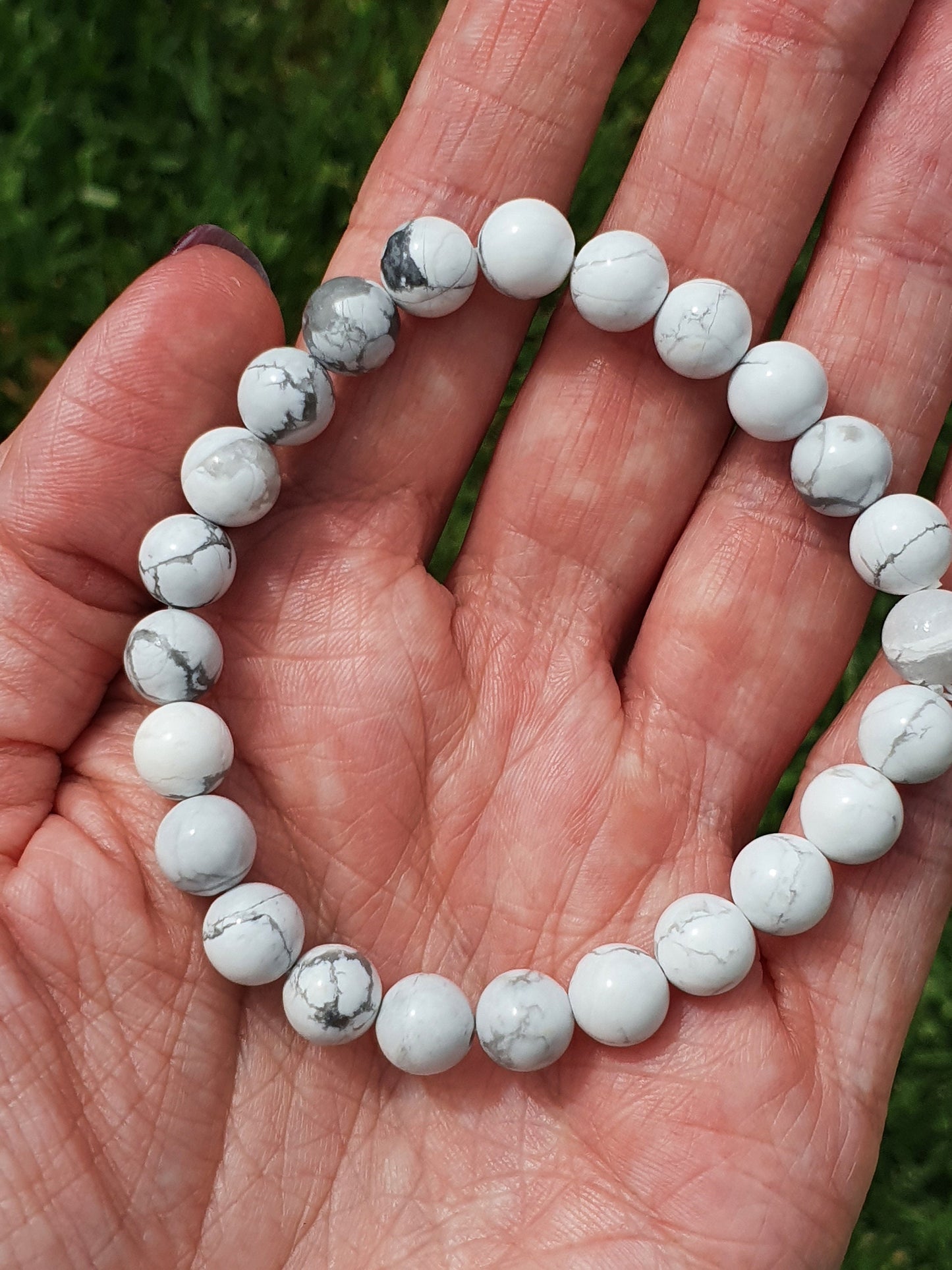 Howlite 8mm bead bracelet