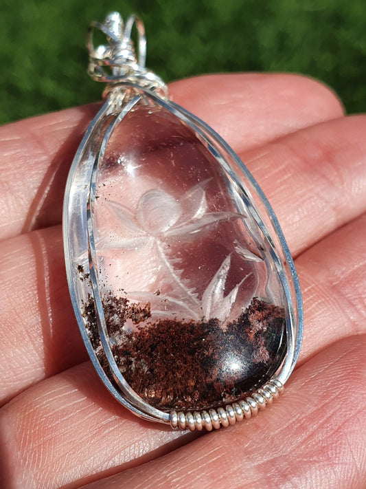 Lodolite flower pendant