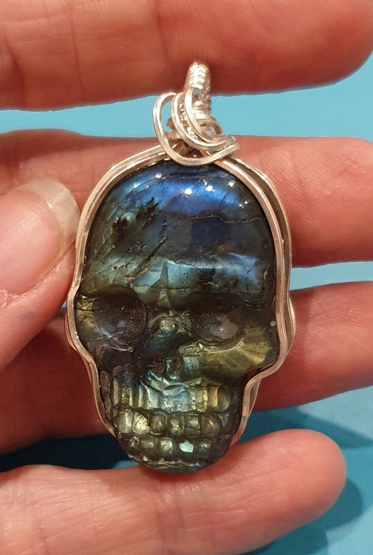 Labradorite skull pendant