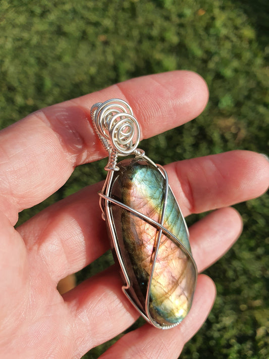 Rainbow Labradorite pendant